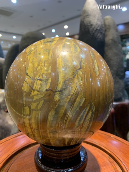 Quả cầu đá mắt hổ nâu đất 18cm