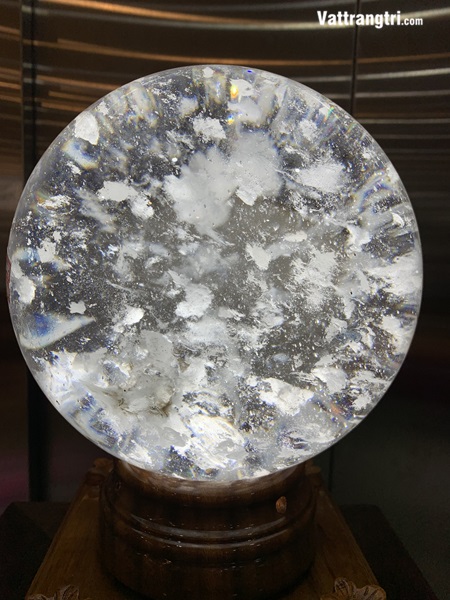 Quả Cầu đá obisidian trắng 23cm