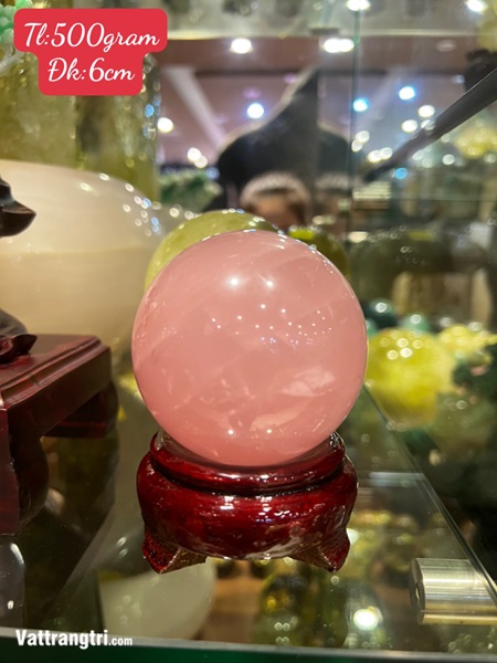 Quả cầu đá thạch anh hồng ánh Sao 6cm