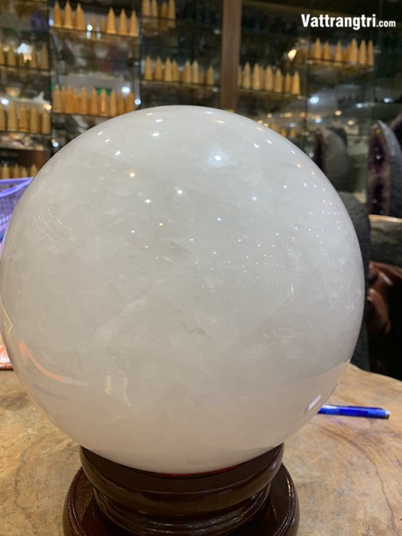 Quả cầu đá thạch anh trắng 22cm