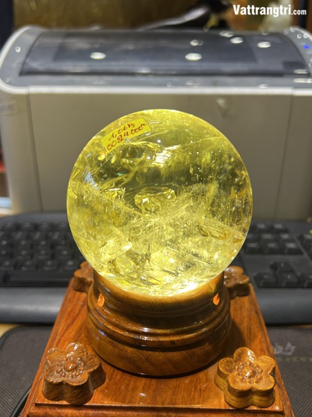 Quả Cầu Đá Thạch Anh Vàng 9cm