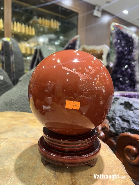 Quả Cầu Ngọc Bích Đỏ 16cm