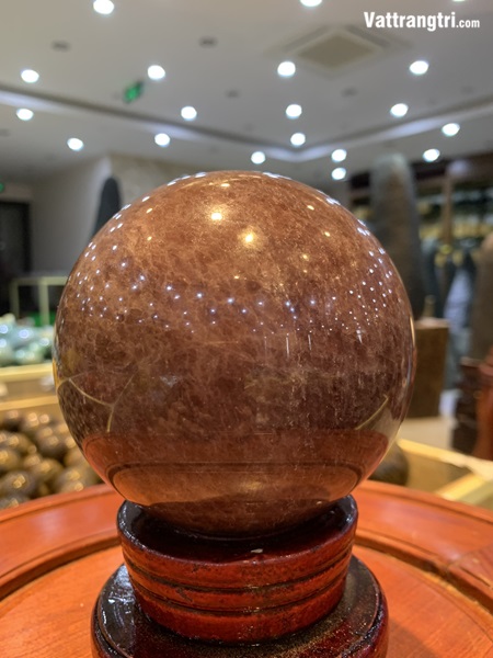 Quả cầu thạch anh dâu tây đỏ 10cm