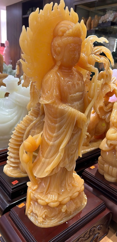 Quan âm ngọc hoàng long 61cm