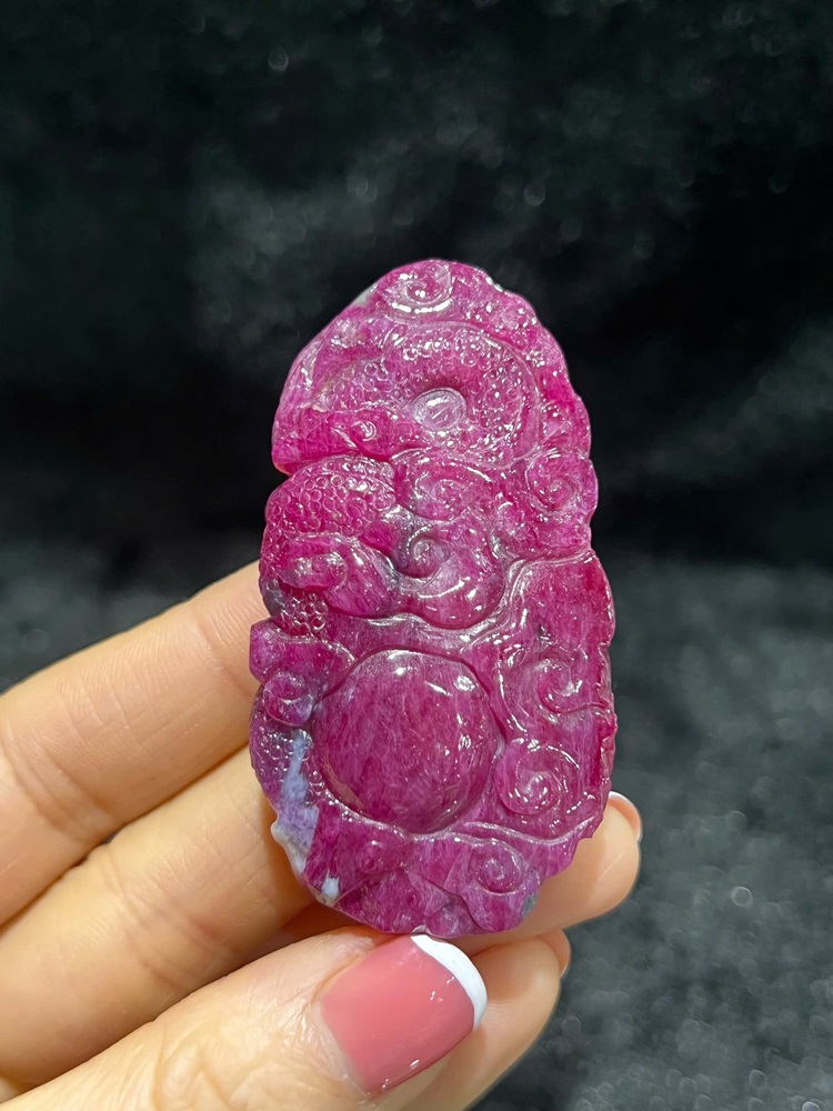 Quan Âm Phục Long Hồng Ngọc Ruby