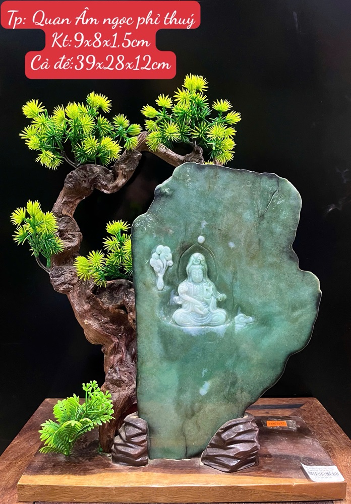 Quan Âm Thiền Tọa Ngọc Phỉ Thuý 39x28x12cm