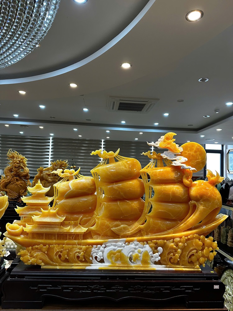 Siêu Phẩm Thuận Buồm Xuôi Gió Ngọc Hoàng Long