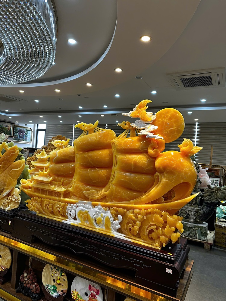 Siêu Phẩm Thuận Buồm Xuôi Gió Ngọc Hoàng Long