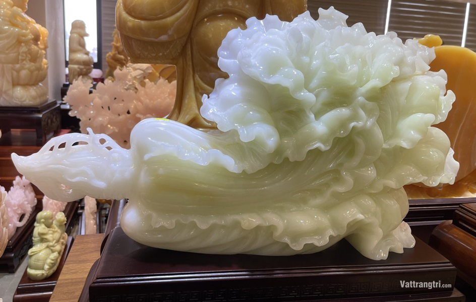 Tác Phẩm Cải thảo phú quý Ngọc onyx tự nhiên 75cm