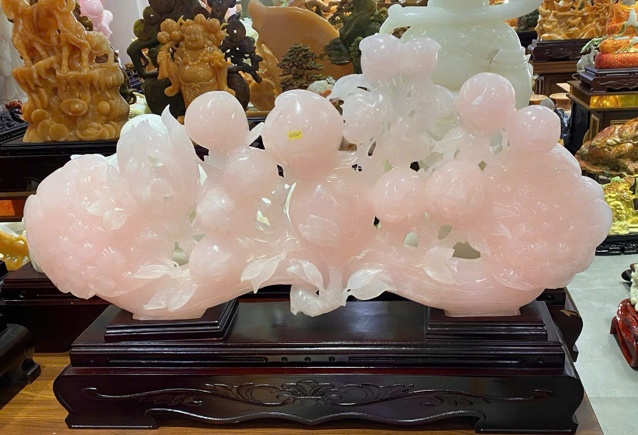 Tác Phẩm Đào Tiên Như Ý Ngọc Onyx Hồng