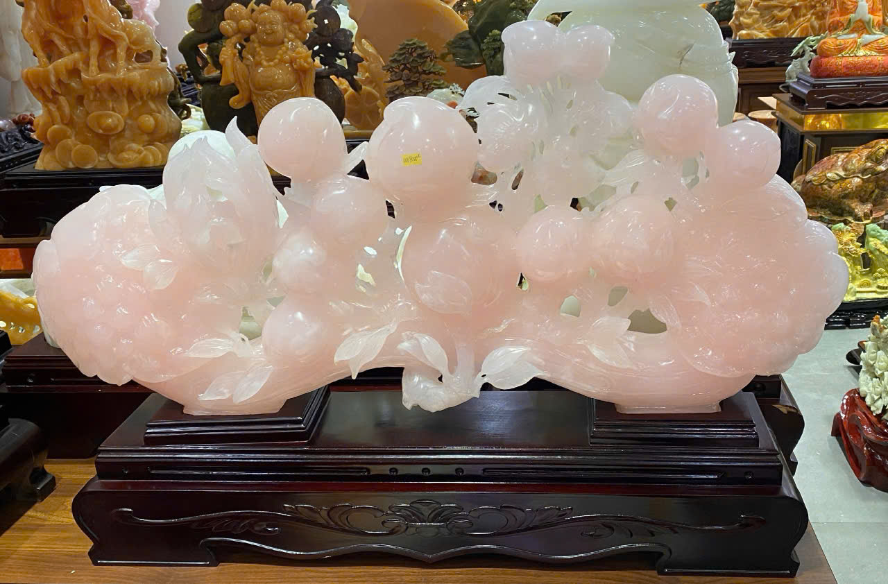 Tác Phẩm Đào Tiên Như Ý Ngọc Onyx Hồng