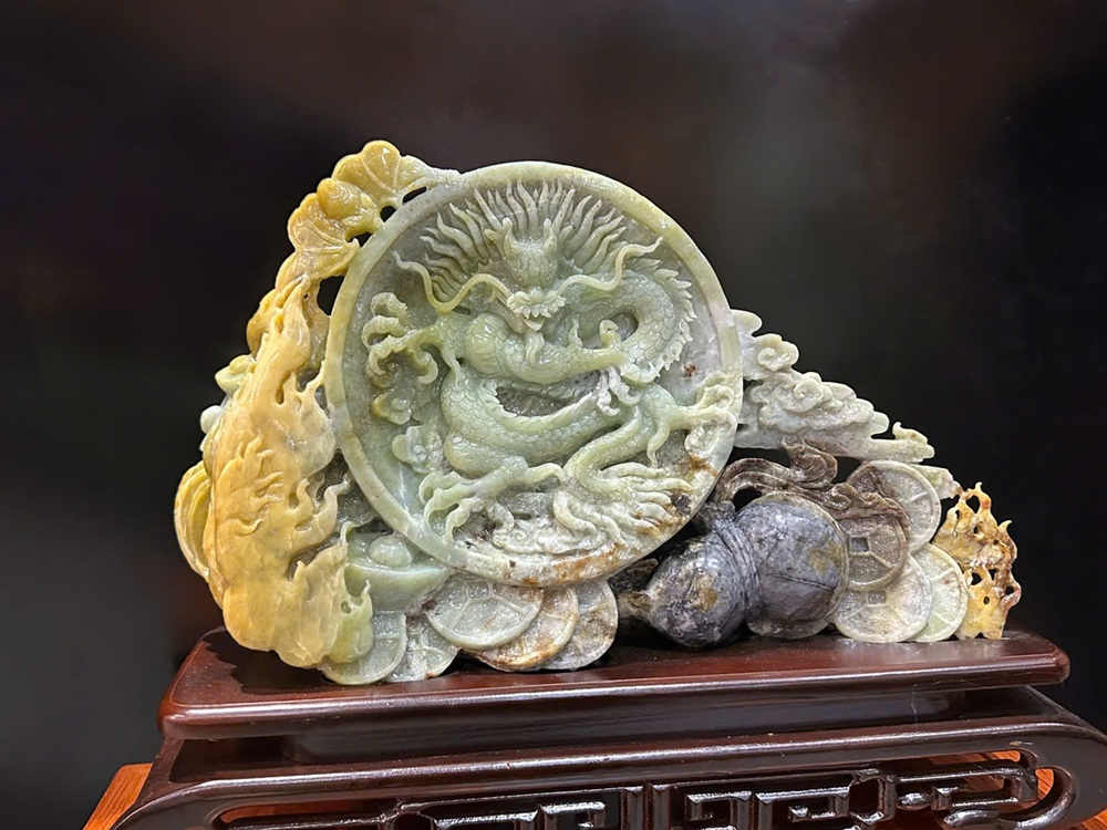 Thần Long Hộ Chủ Ngọc Serpentine (Kèm giấy kiểm đinh)