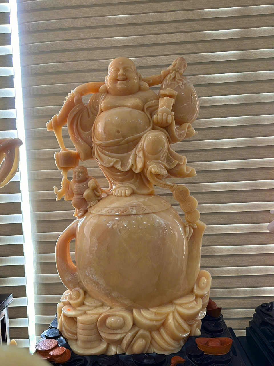 Thần Tài Di Lặc Đứng Hũ Tiền Ngọc Hoàng Long 202cm