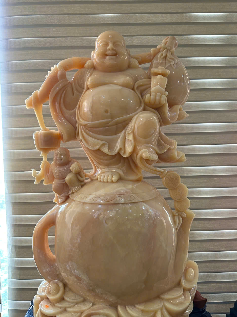 Thần Tài Di Lặc Đứng Hũ Tiền Ngọc Hoàng Long 202cm