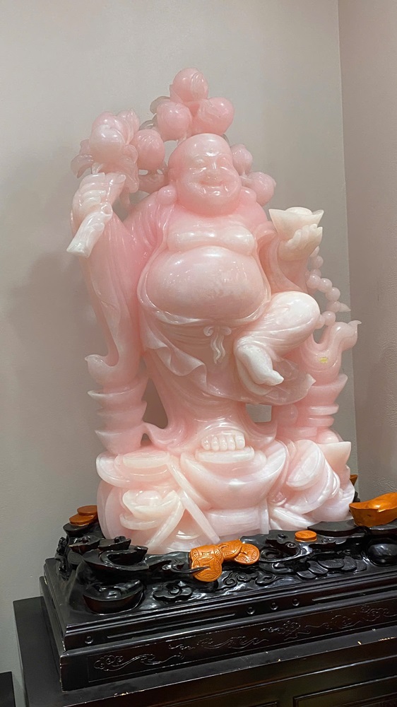 Thần tài di lặc ngọc onyx hồng 135cm