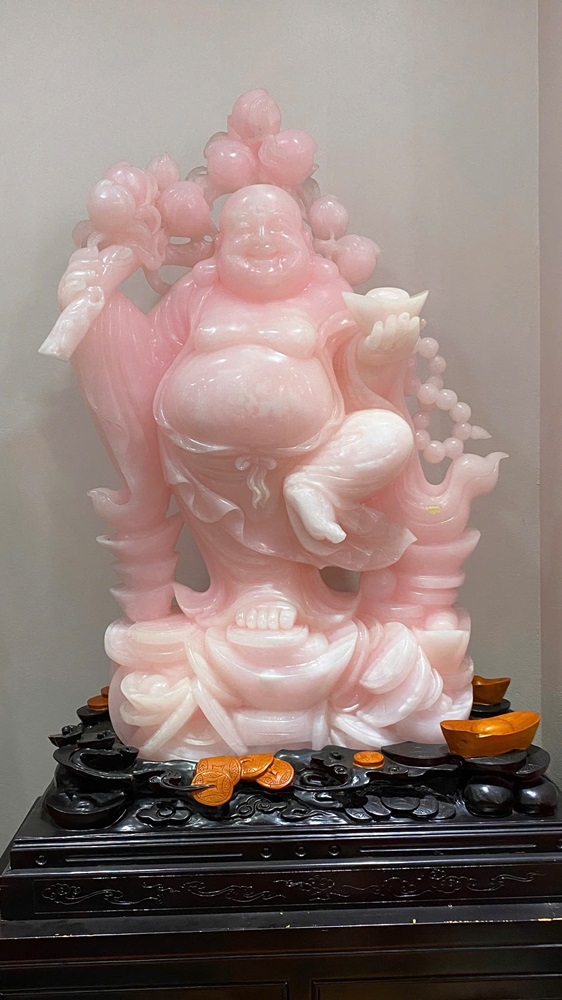 Thần tài di lặc ngọc onyx hồng 135cm