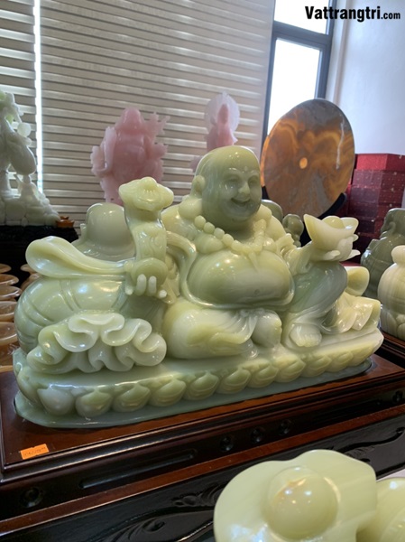 Thần tài di lặc ngọc onyx xanh 58cm