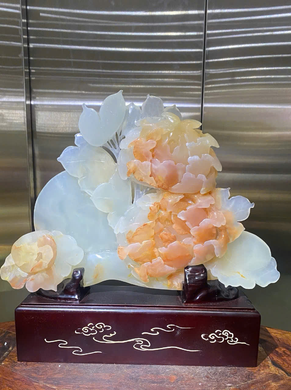 Thanh gậy như ý mẫu đơn ngọc onyx 35x25cm