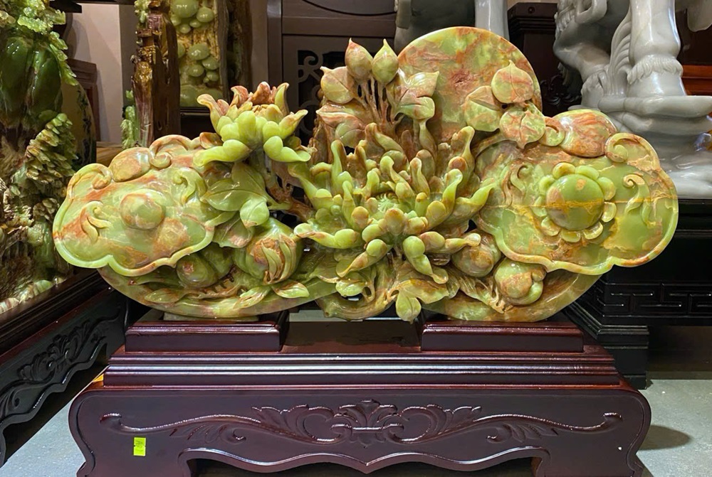 Thanh gậy như ý mẫu đơn ngọc onyx 68x33cm