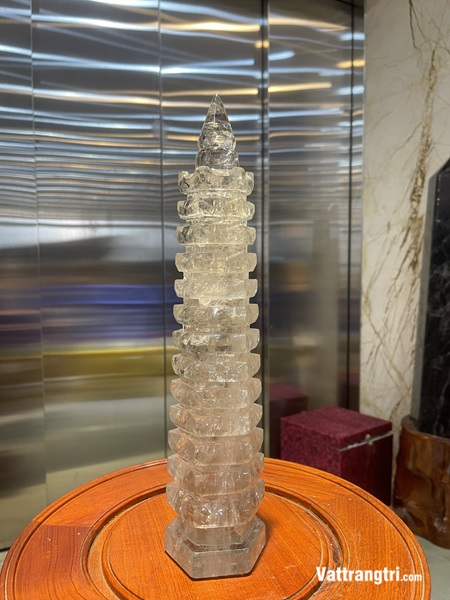 Tháp văn xương thạch anh khói 13 tầng 38cm