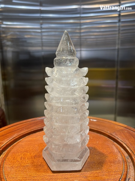 Tháp văn xương thạch anh trắng 9 tầng 20cm