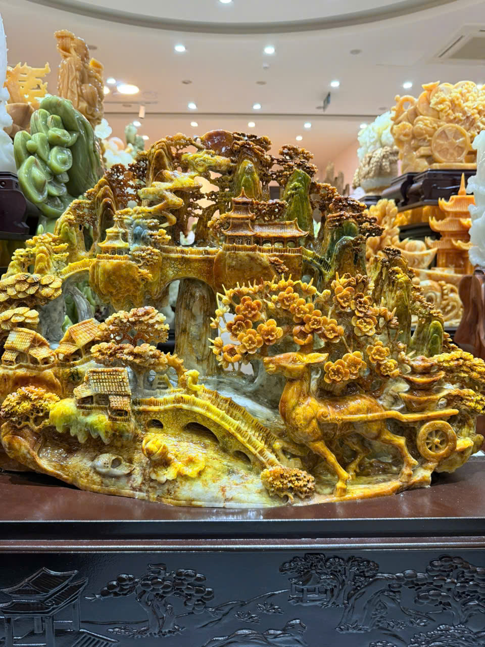 Thiên Sơn Phú Quý Ngọc Serpentine - Quà Trưng Bày Cao Cấp