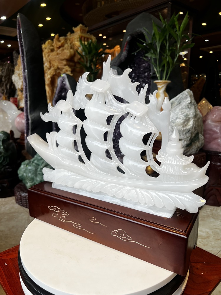 Thuận Buồm Xuôi Gió Bạch Ngọc Onyx