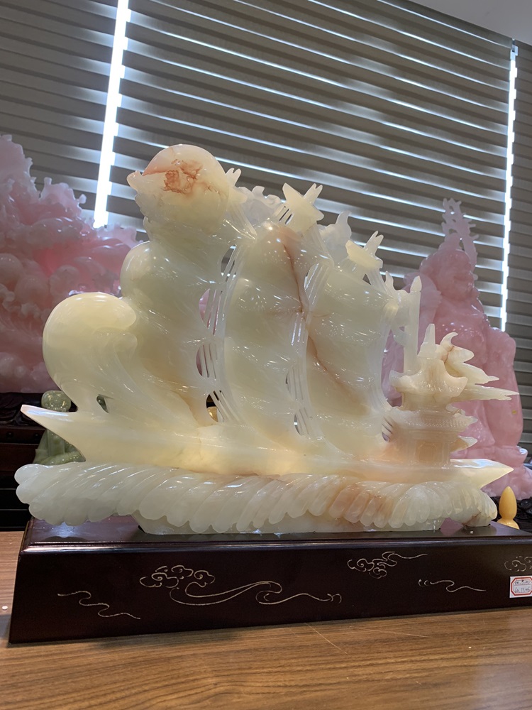 Thuận buồm xuôi gió ngọc onyx