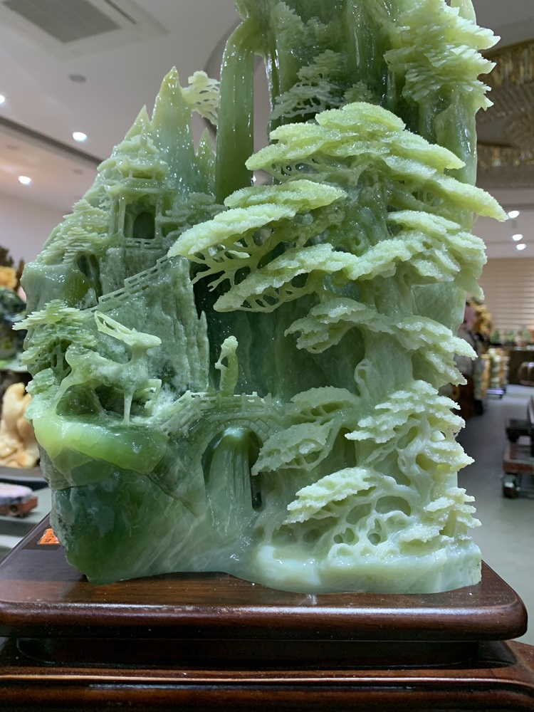 Tiên Cảnh Bồng Lai Khổng Tước Trên Mây Ngọc Serpentine