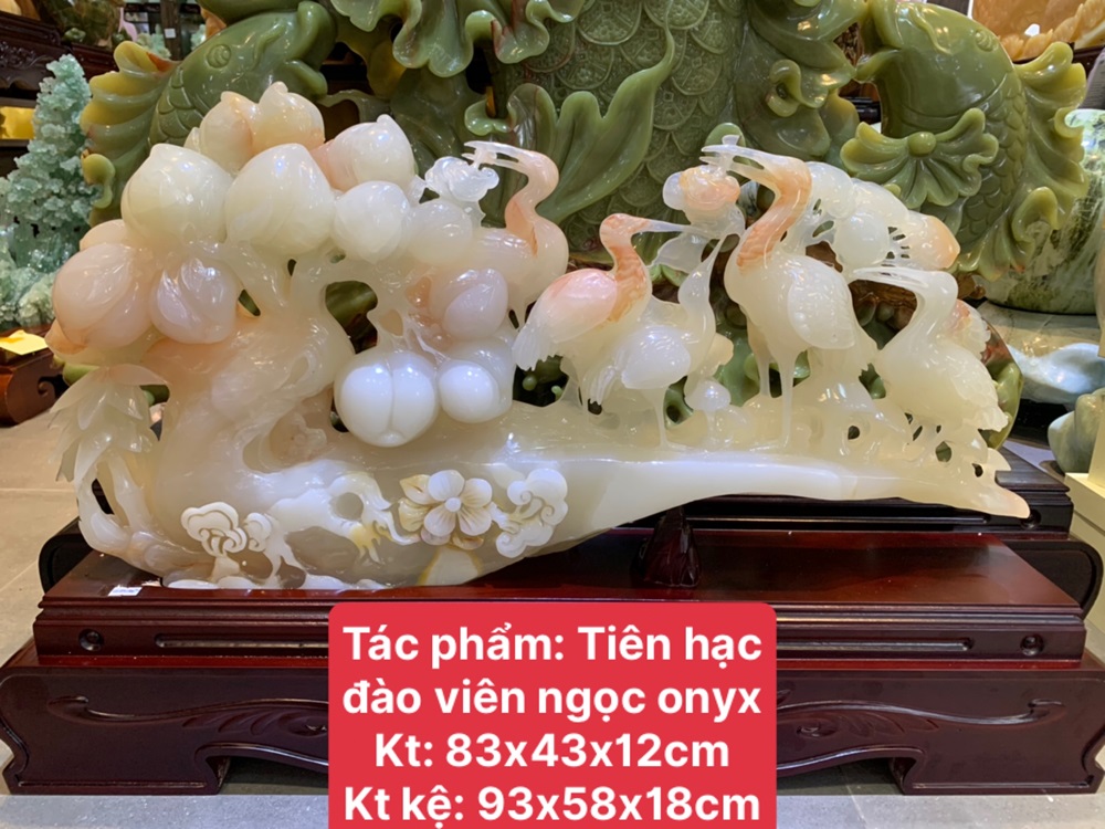 Tiên hạc đào viên ngọc onyx