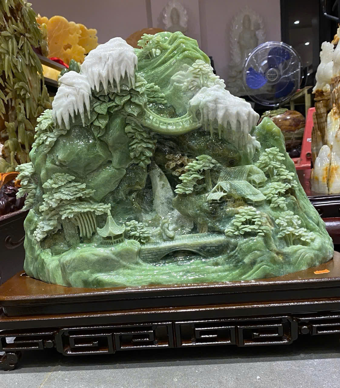 Tp Bồng lai tiên cảnh ngọc serpentine 50x37x14cm