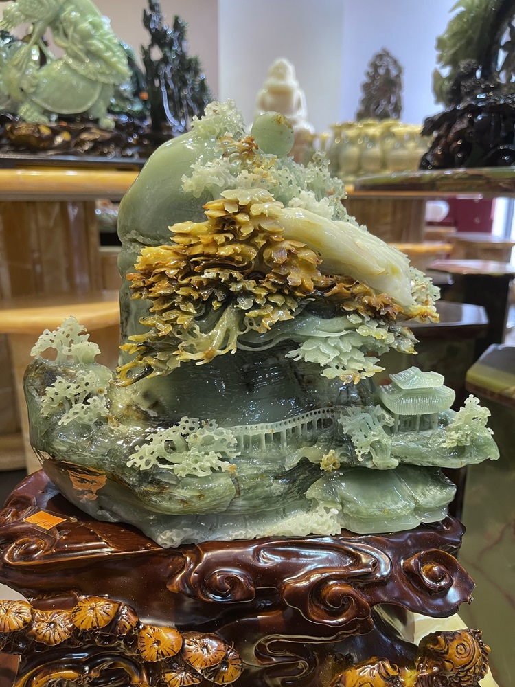 Tp Sơn Thuỷ Hữu Tình Ngọc Tụ Nham