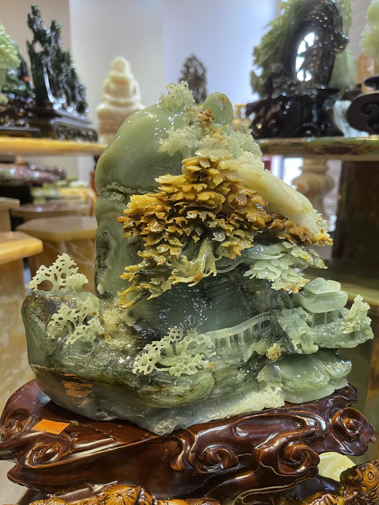 Tp Sơn Thuỷ Hữu Tình Ngọc Tụ Nham