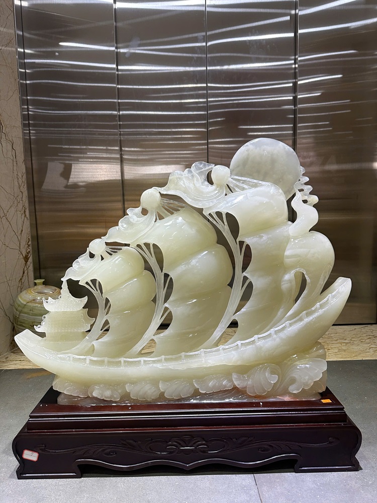 TP Thuận Buồm Xuôi Gió Ngọc Onyx 85x63cm