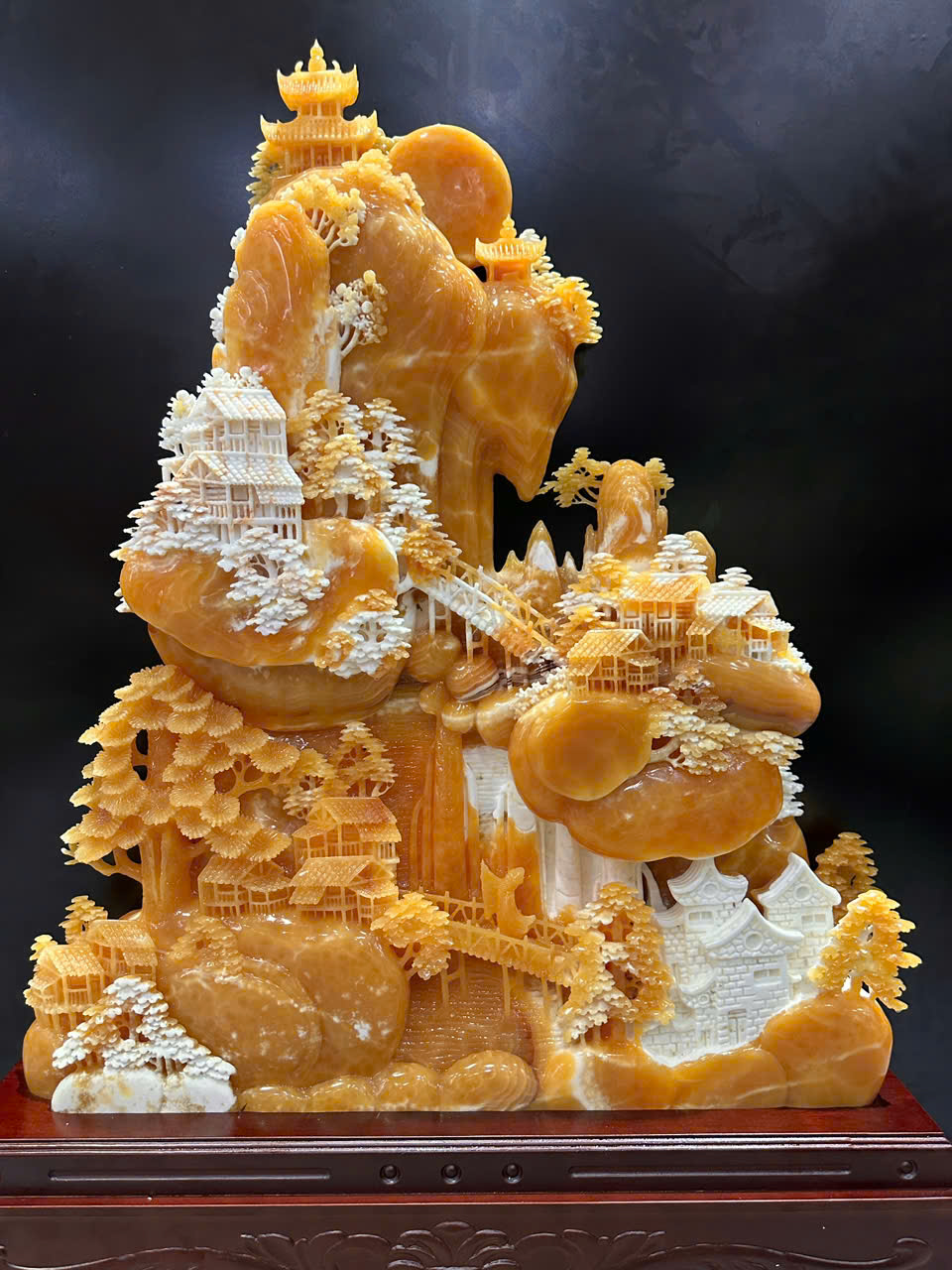 Tp Tiên cảnh hữu tình ngọc hoàng long 118x97x 24cm