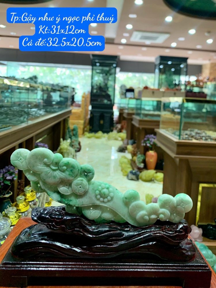 Gậy như ý ngọc phỉ thuý