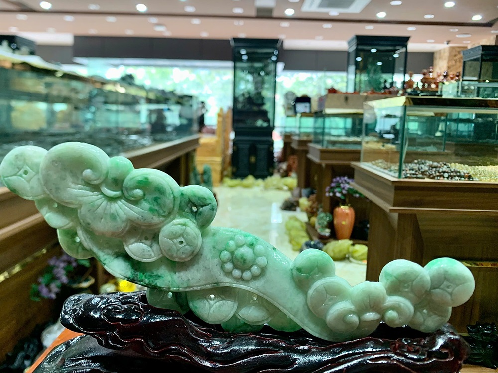 Gậy như ý ngọc phỉ thuý