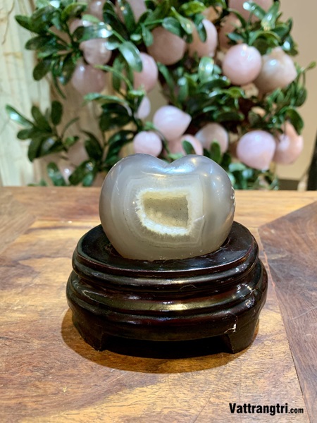 Trái tim đá mã não 10cm