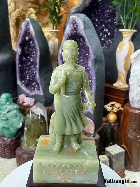 Trần Quốc Tuấn Ngọc Onyx Xanh 30cm