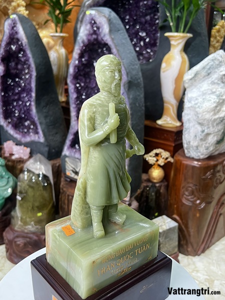 Trần Quốc Tuấn Ngọc Onyx Xanh 30cm