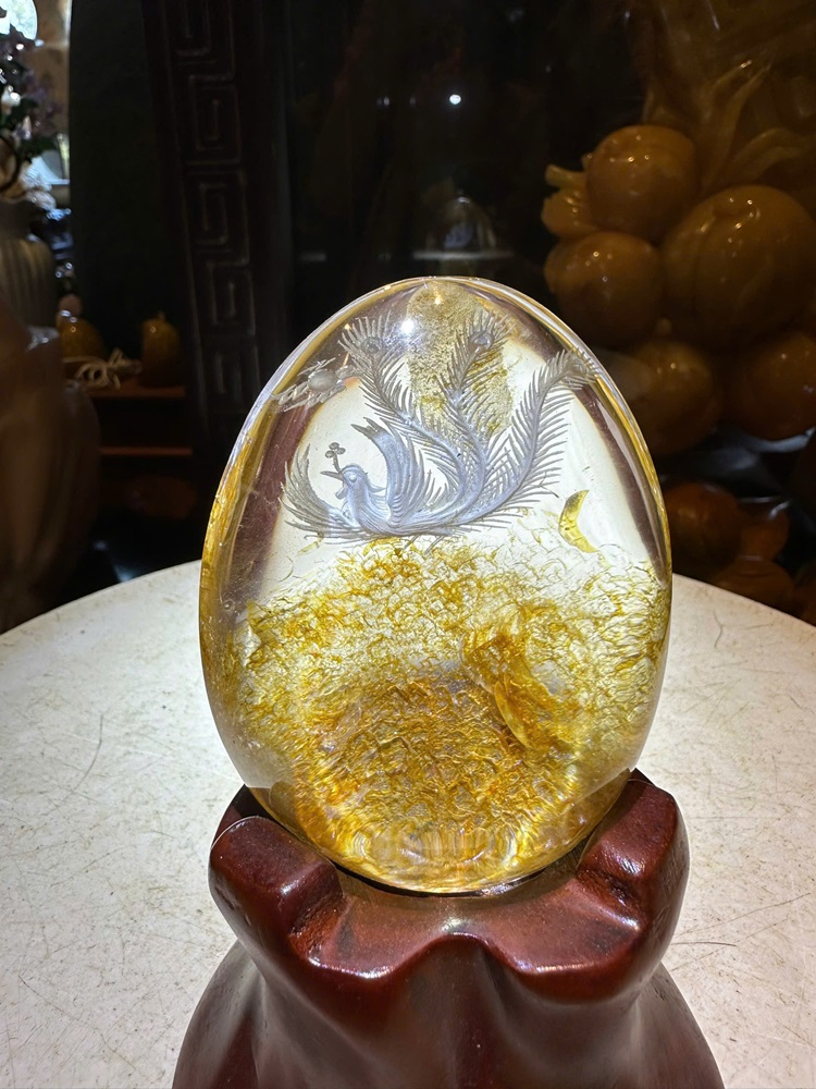 Trứng Phượng Hoàng Cao Quý Thạch Anh Ưu Linh