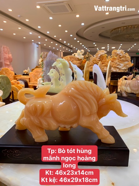 Tượng Bò tót ngọc hoàng long 46cm