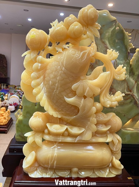 Tượng Cá chép chầu ngọc đá quý ngọc hoàng long 98cm