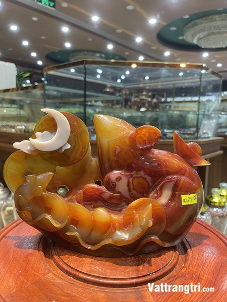 Tượng Chuột Tý tài lộc Ngọc mã não 28cm