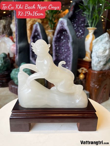 Tượng Cụ Khỉ Bạch ngọc onyx 19cm - 12 con giáp