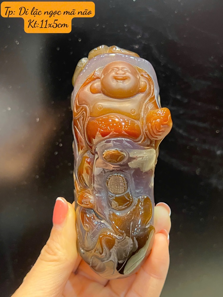 Tượng ngài di lặc ngọc mã não 11cm