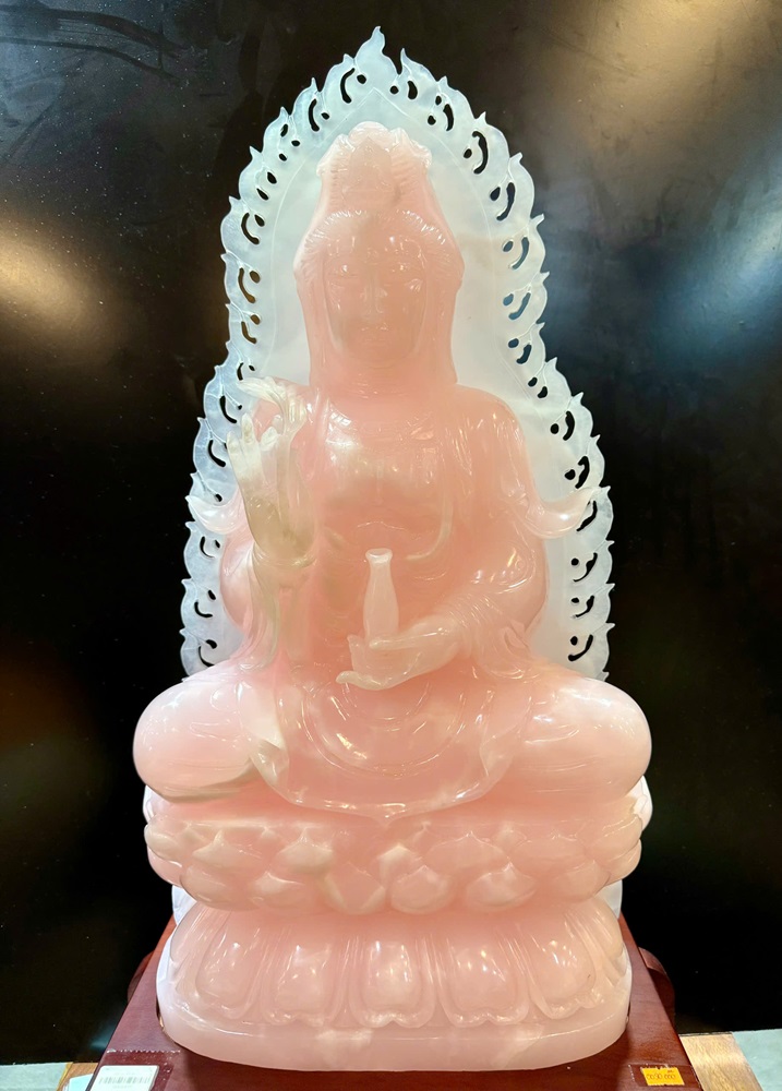 Tượng Phật bà quan âm hồng Ngọc onyx 82cm