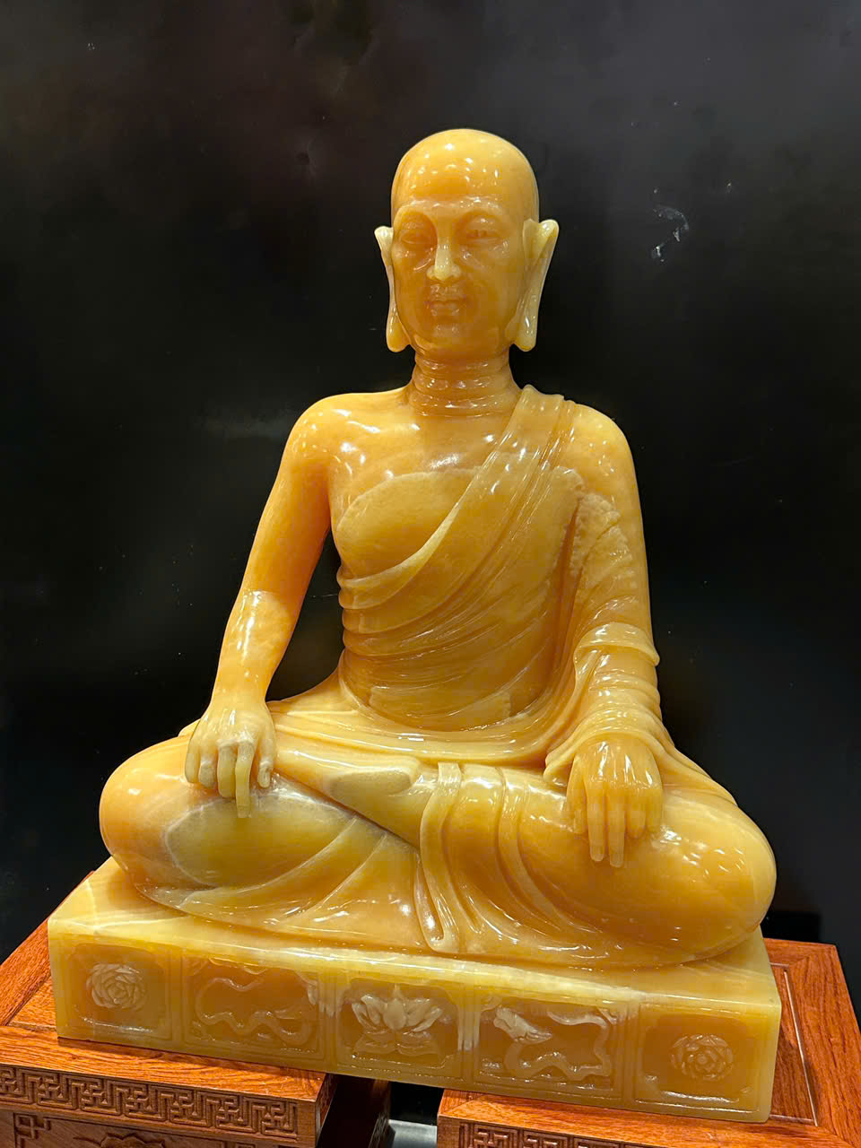 Tượng Phật Hoàng Ngọc Hoàng Long