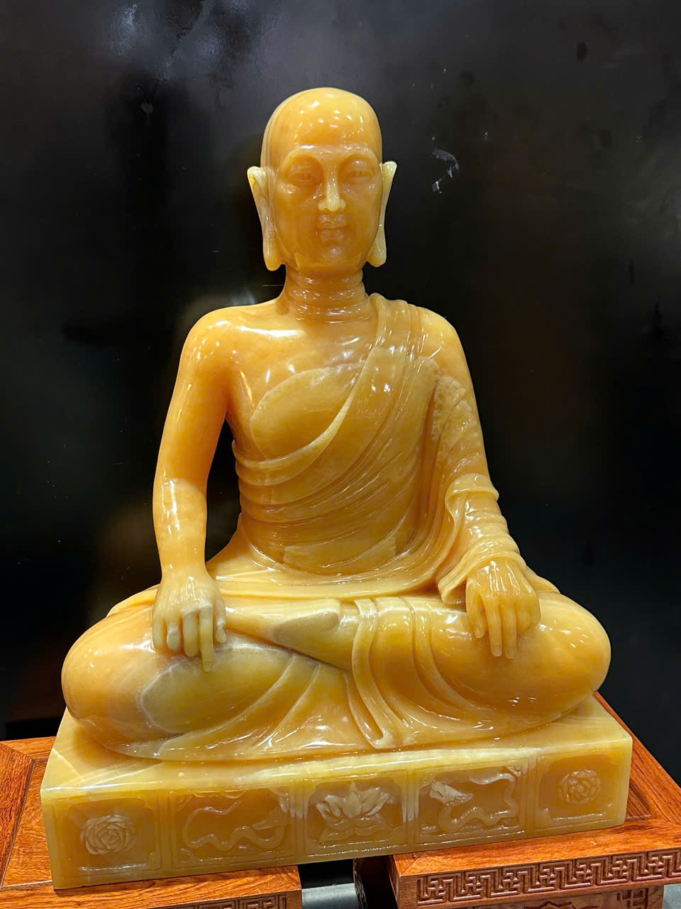 Tượng Phật Hoàng Ngọc Hoàng Long