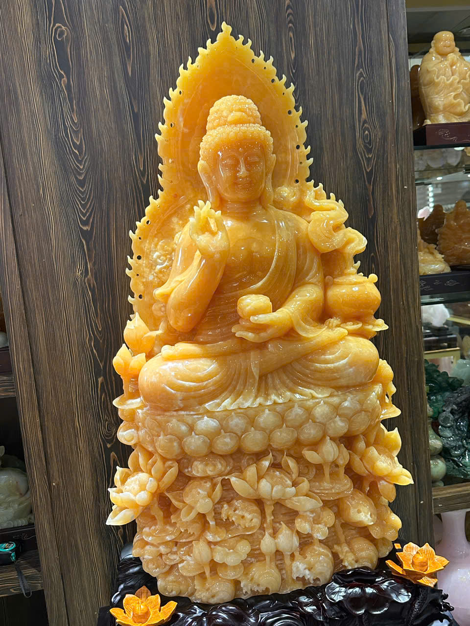 Tượng Phật thích ca ngọc hoàng long 210cm